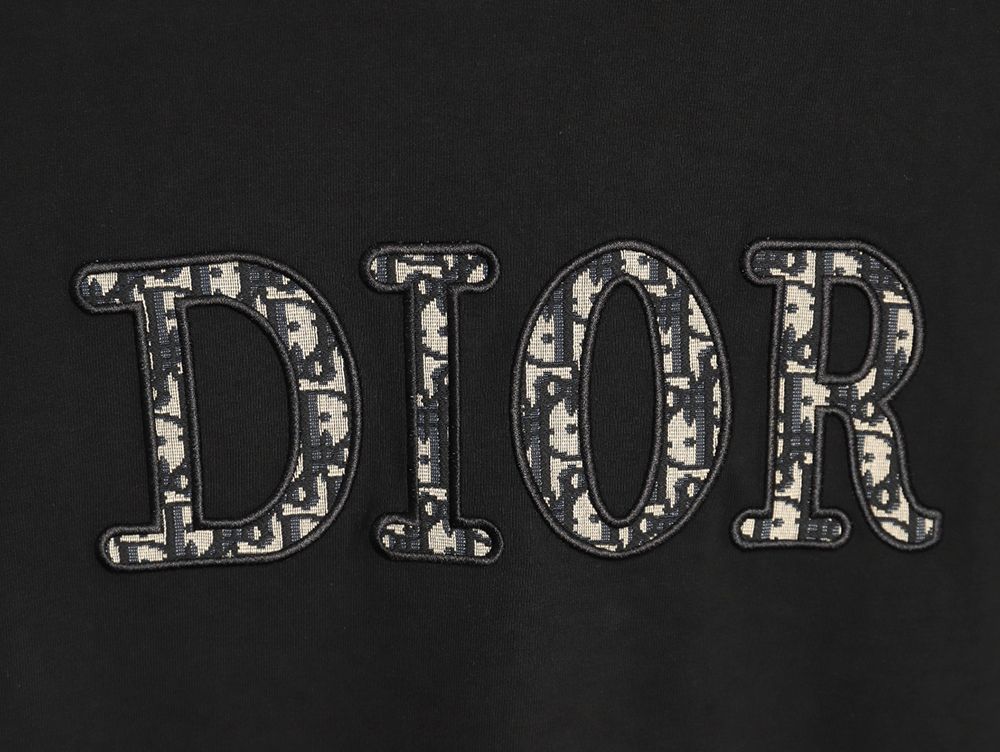 D*or presbyopia embroidered letter short sleeves tsk1