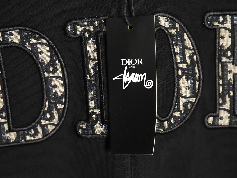 D*or presbyopia embroidered letter short sleeves tsk1