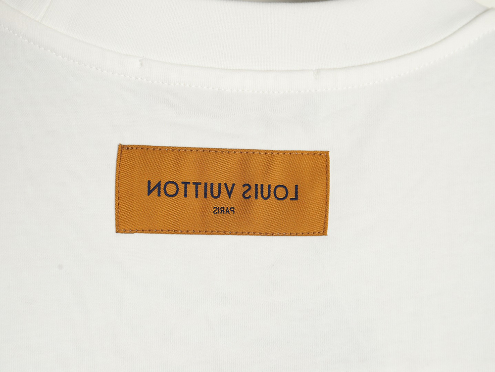 l0*is V*t0n cursive chain embroidered t-shirt