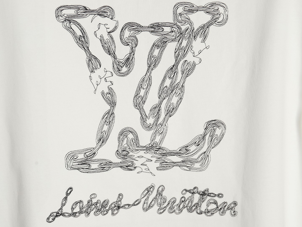 l0*is V*t0n cursive chain embroidered t-shirt