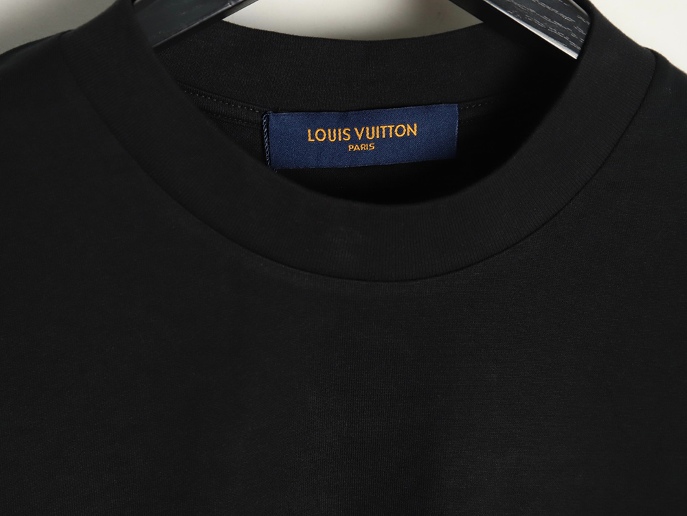 l0*is V*t0n cursive chain embroidered t-shirt tsk1