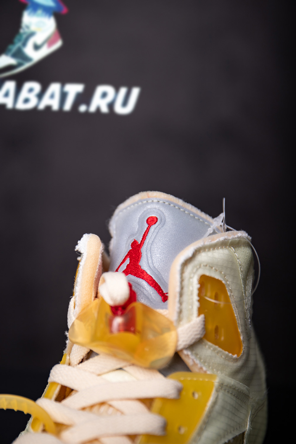 OFF-WHITE X AIR JORDAN 5 RETRO SP 