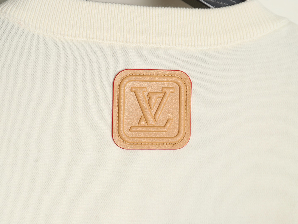 l0*is V*t0n yellow chest logo knitted short-sleeved t-shirt