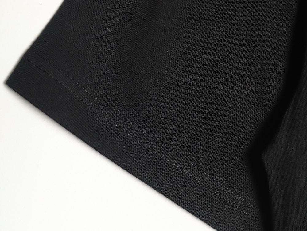 G*u*i lightning print short-sleeved t-shirt tsk1