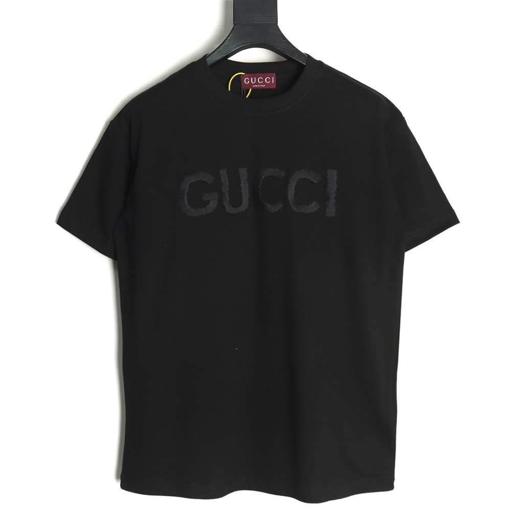 G*u*i chest lettering embroidered short sleeve t-shirt