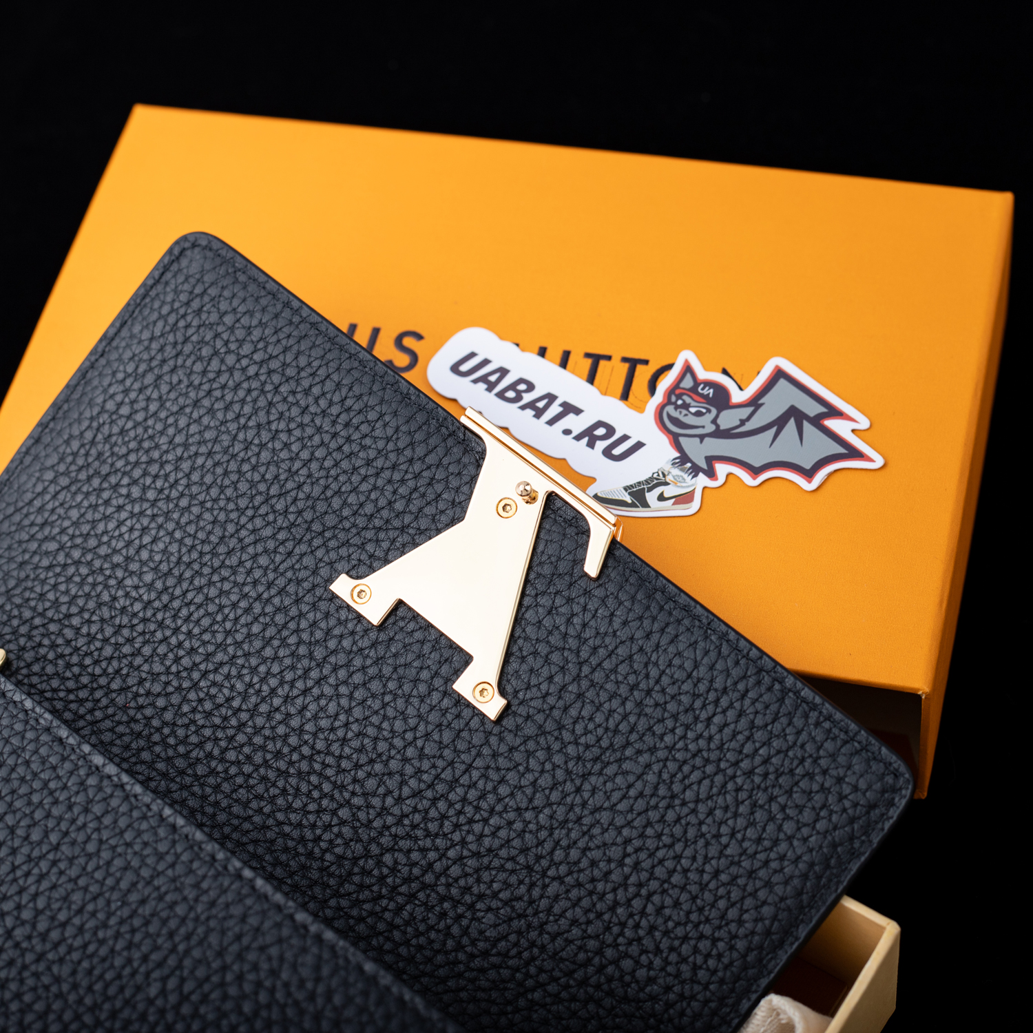 l0*is V*t0n wallets m61248 19*10cm