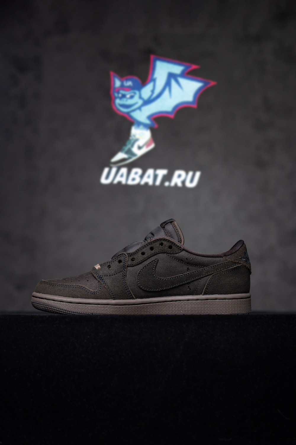 TRAVIS SCOTT X AIR JORDAN 1 LOW OG “VELVET BROWN”