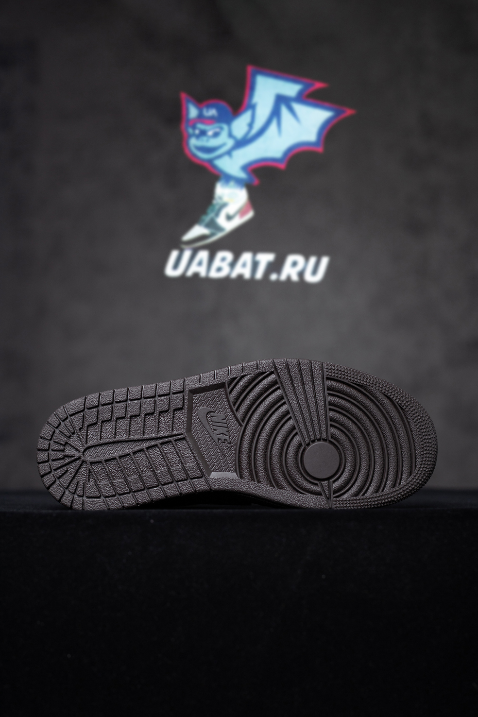 TRAVIS SCOTT X AIR JORDAN 1 LOW OG “VELVET BROWN”