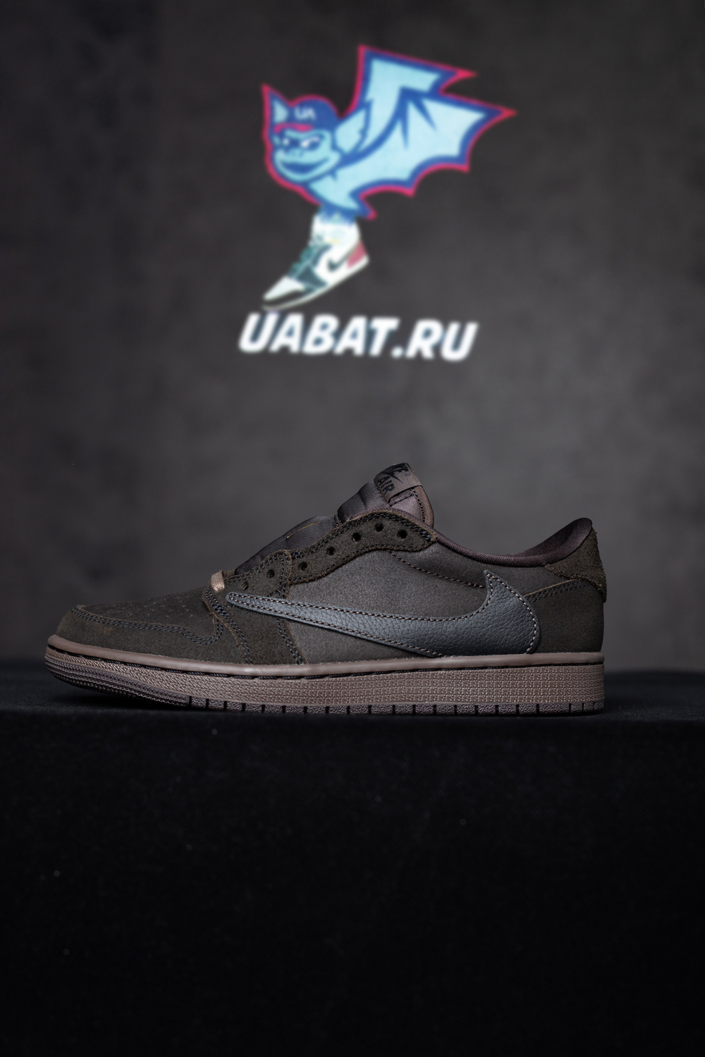 TRAVIS SCOTT X AIR JORDAN 1 LOW OG “VELVET BROWN”