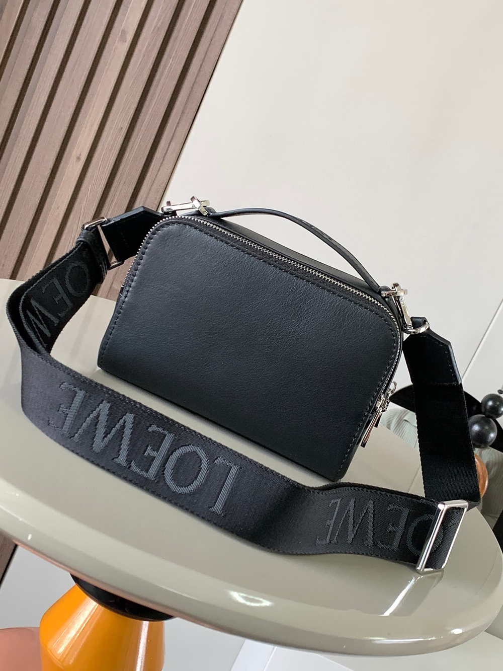 L0ew* mini crossbody camera bags 9111 18*13*8.5cm