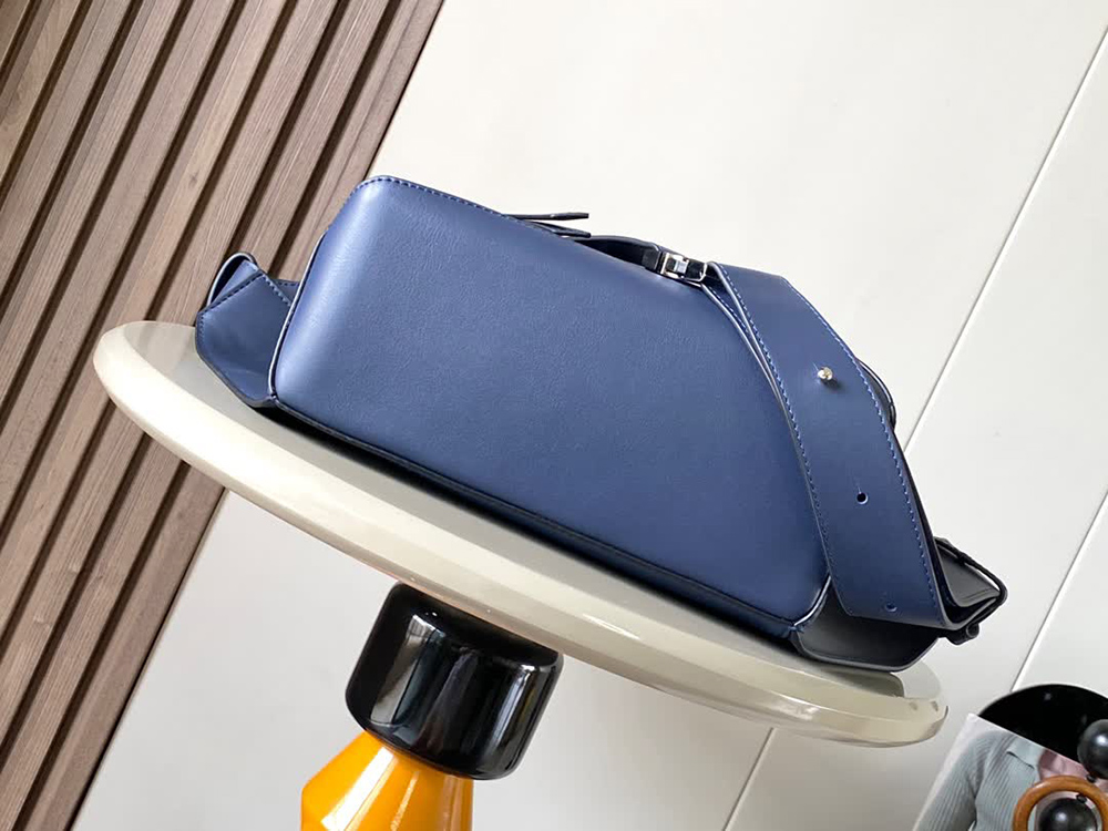 L0ew* small puzzle bumbags 9114 24*16*10.5cm