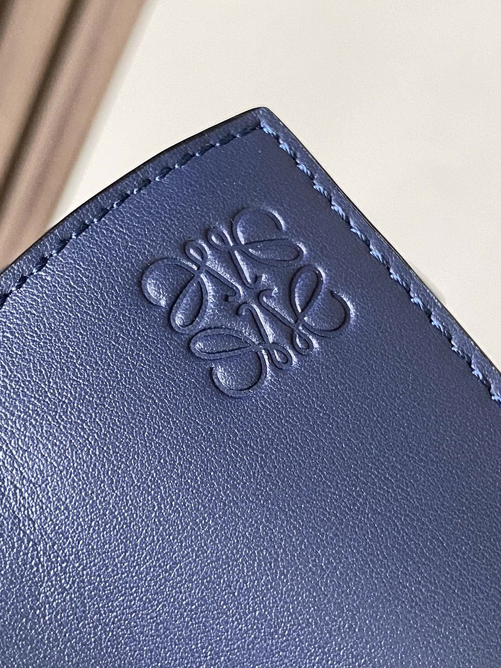 L0ew* small puzzle bumbags 9114 24*16*10.5cm