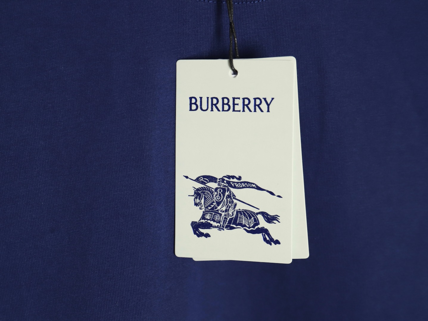 B**rry white horizontal striped war horse print short sleeves