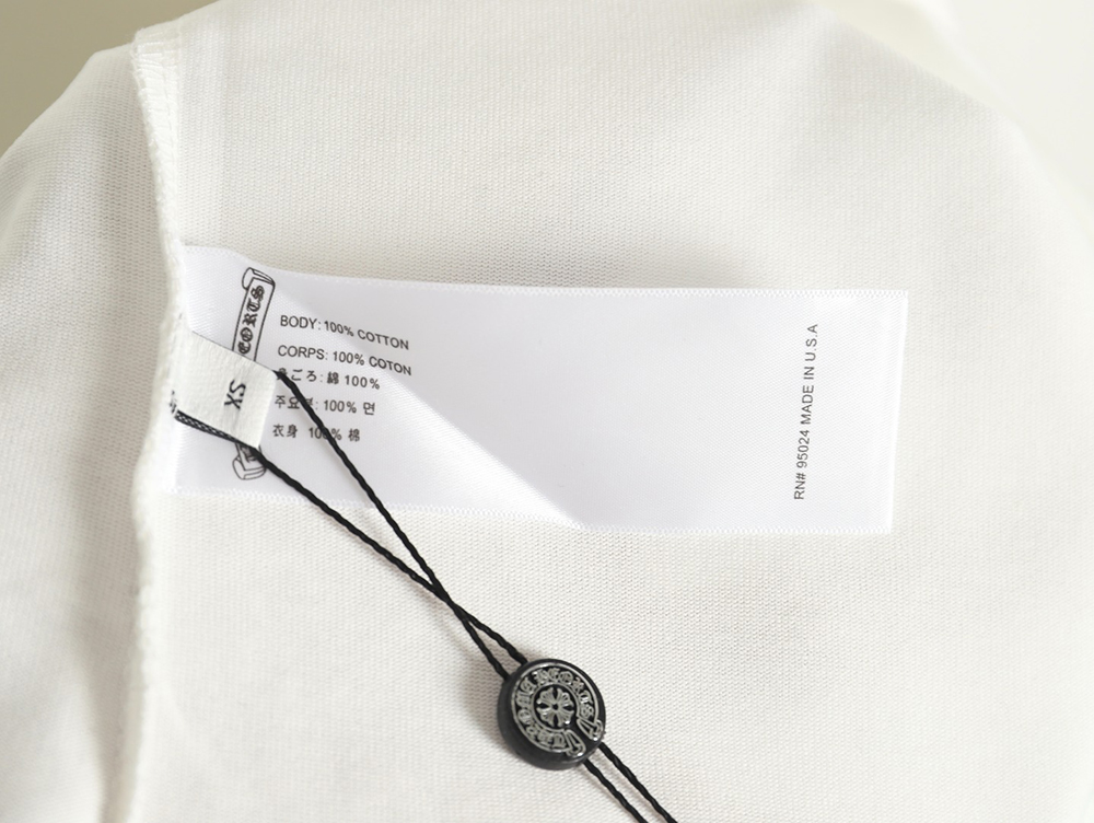 Ch**me He**ts sanskrit cross embroidered t-shirt