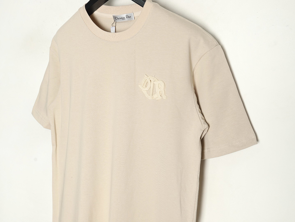 D*or letter patch embroidered short sleeve t-shirt tsk1