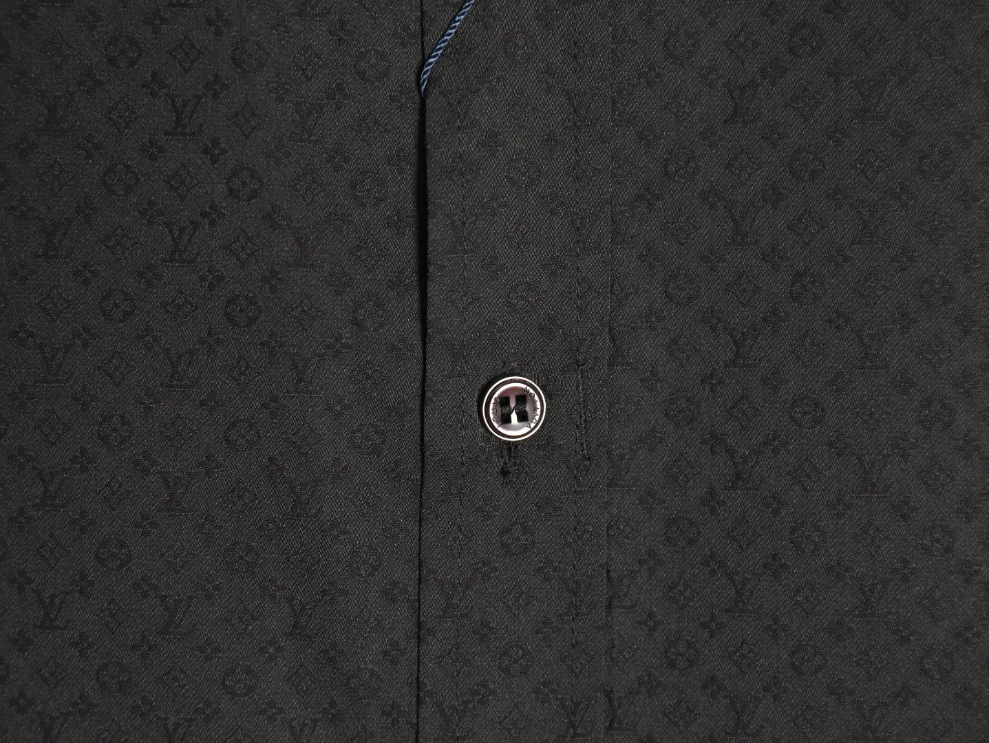 l0*is V*t0n dark pattern monogram full print jacquard shirt tsk1