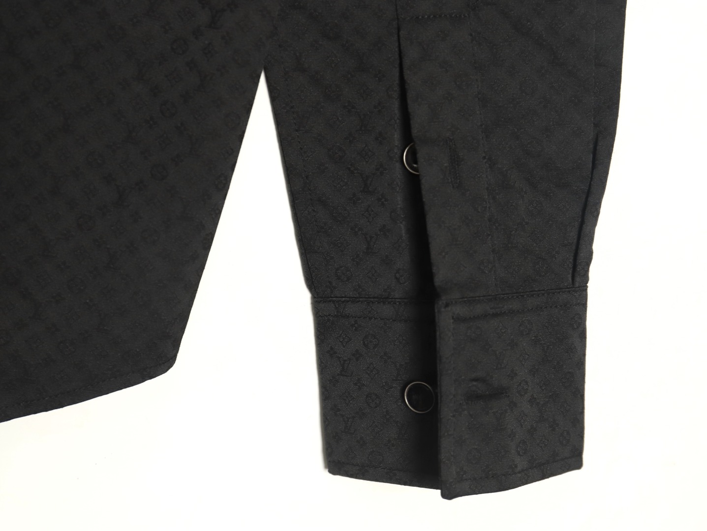 l0*is V*t0n dark pattern monogram full print jacquard shirt tsk1