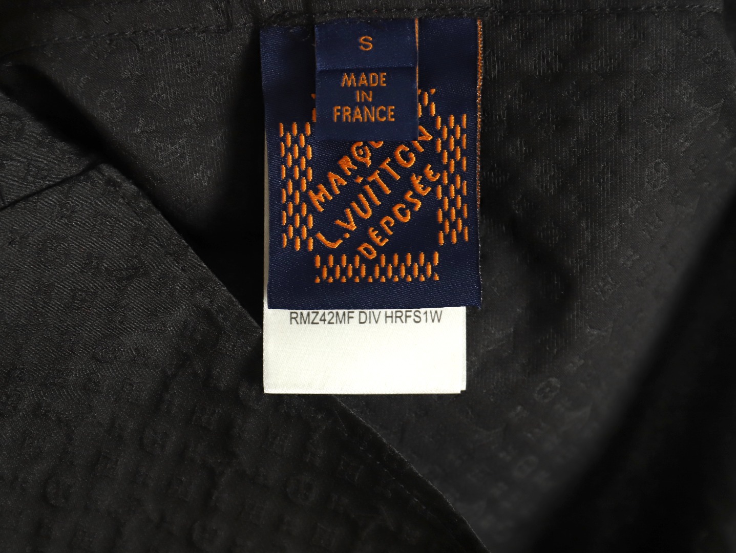 l0*is V*t0n dark pattern monogram full print jacquard shirt tsk1