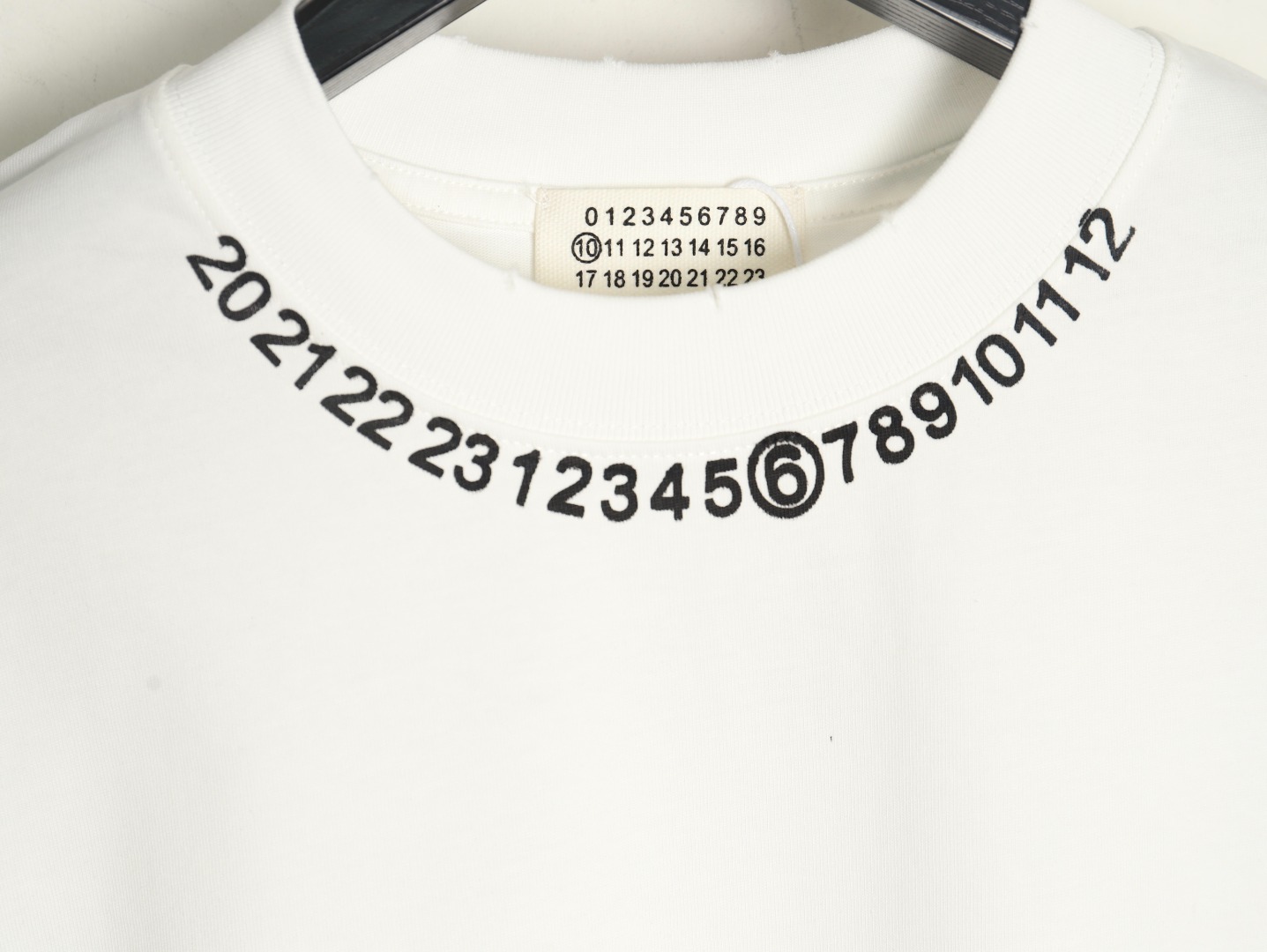 ma*s*n Ma*i*la printed logo crew neck short sleeve t-shirt