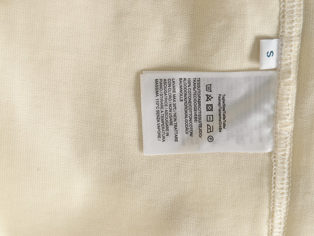 bo*te*ga Ve*ne*ta small turtleneck short-sleeved t-shirt