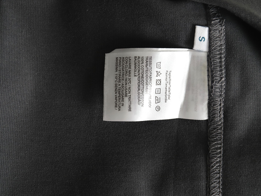 bo*te*ga Ve*ne*ta small turtleneck short-sleeved t-shirt tsk1