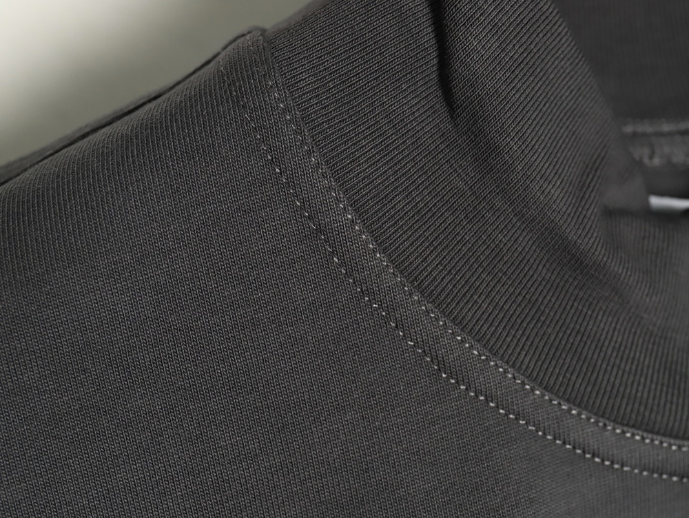 bo*te*ga Ve*ne*ta small turtleneck short-sleeved t-shirt tsk1