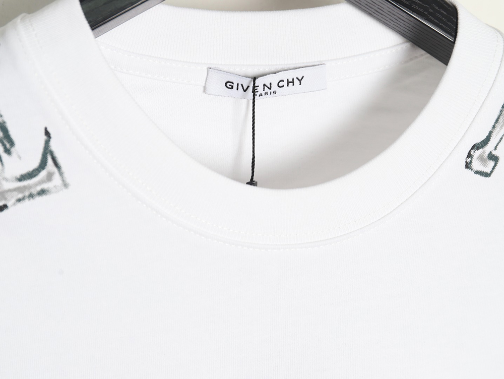 Givenchy shoulder hand-painted letter print short sleeves