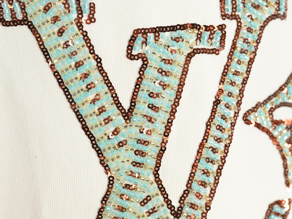 l0*is V*t0n embroidered lettering short-sleeved t-shirt