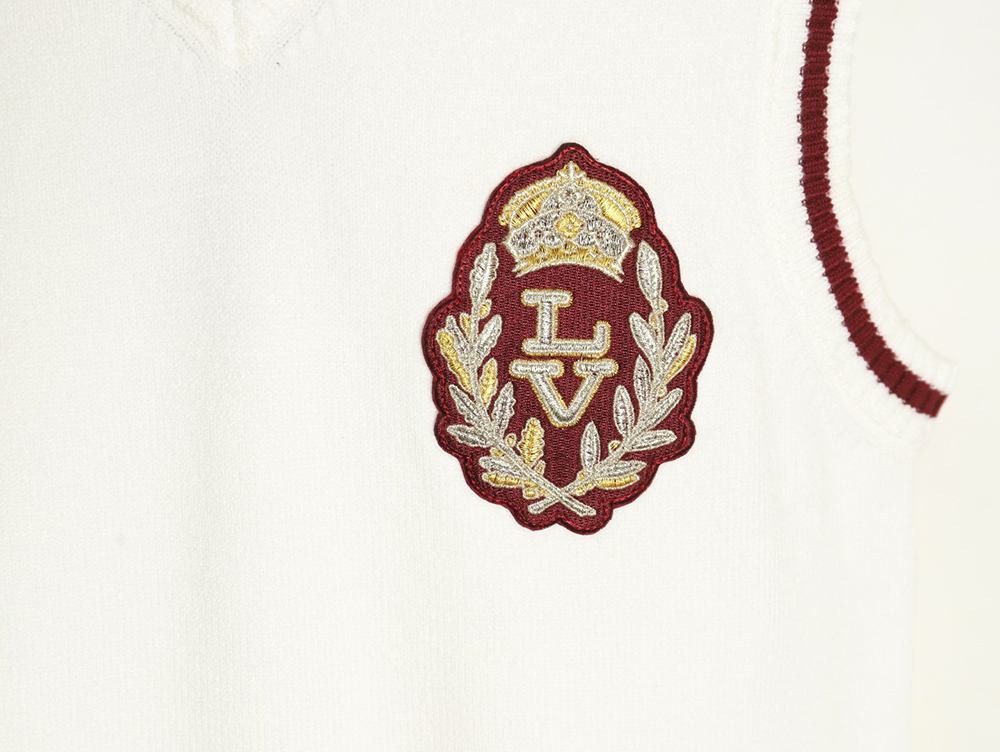 l0*is V*t0n badge contrast lettering embroidered knitted vest