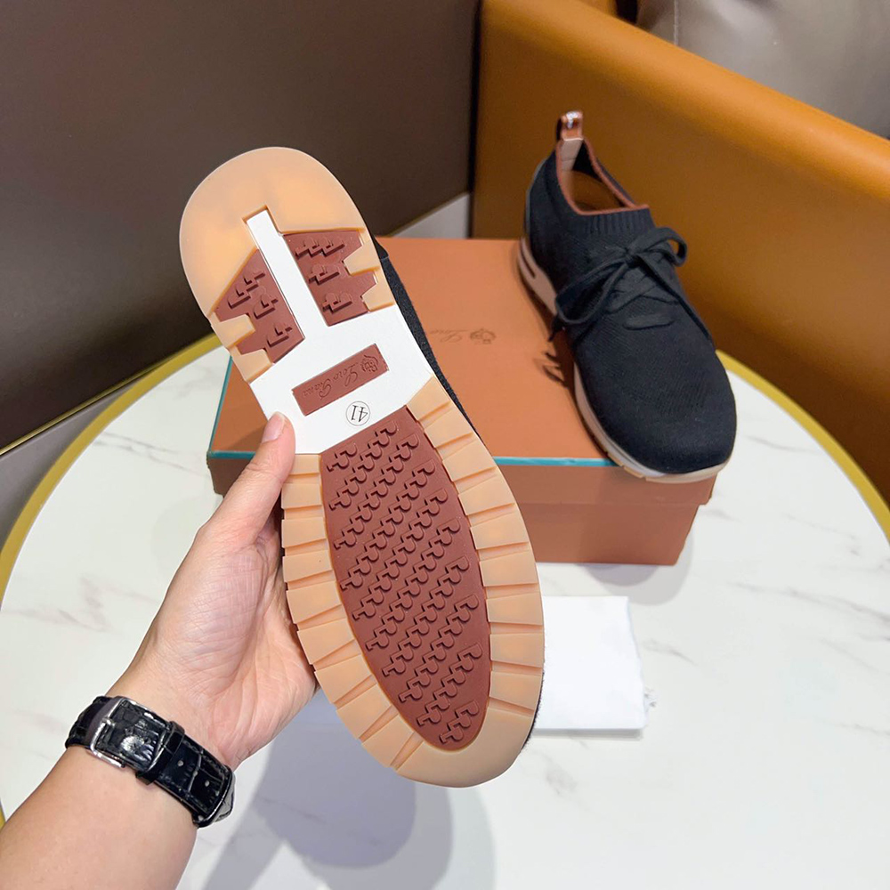 L**o p*ana flexy walk sneaker