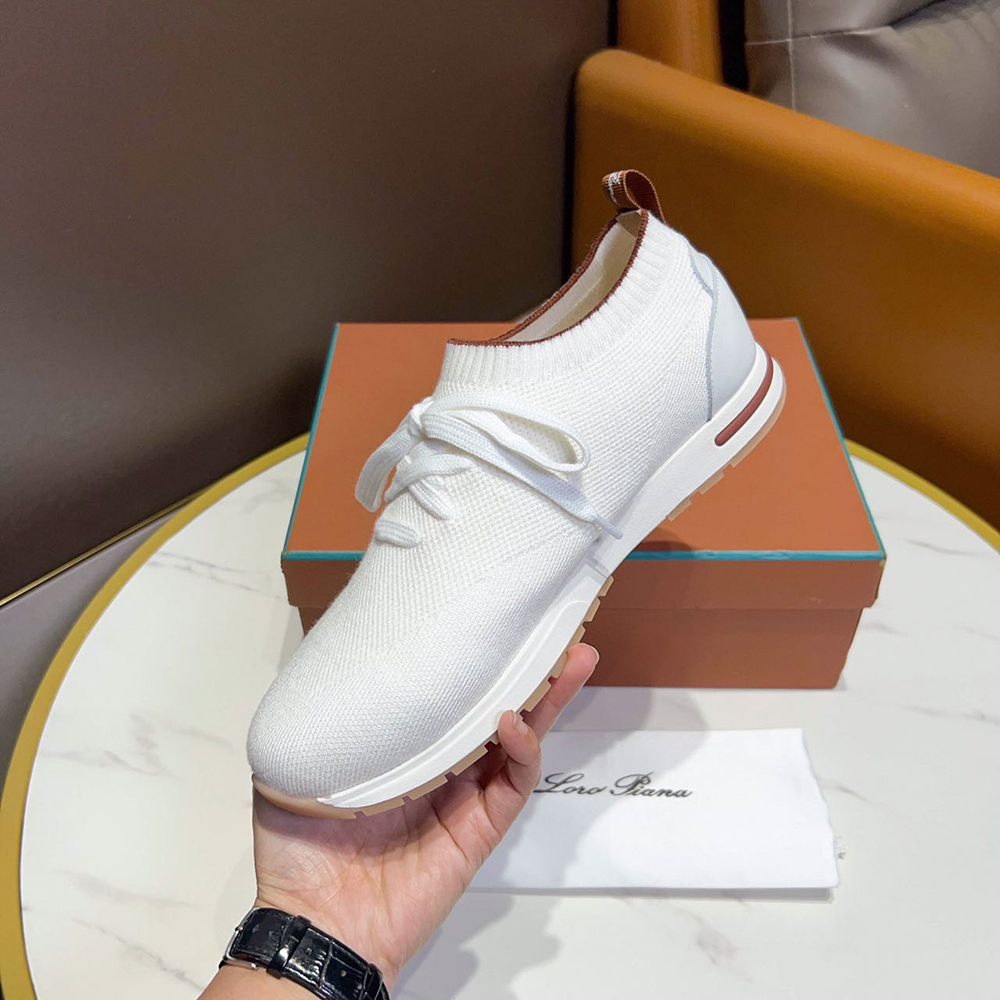 L**o p*ana flexy walk sneaker