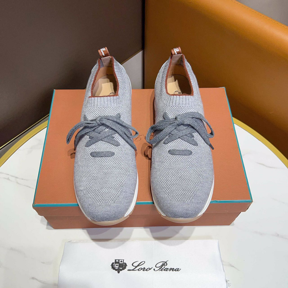 L**o p*ana flexy walk sneaker