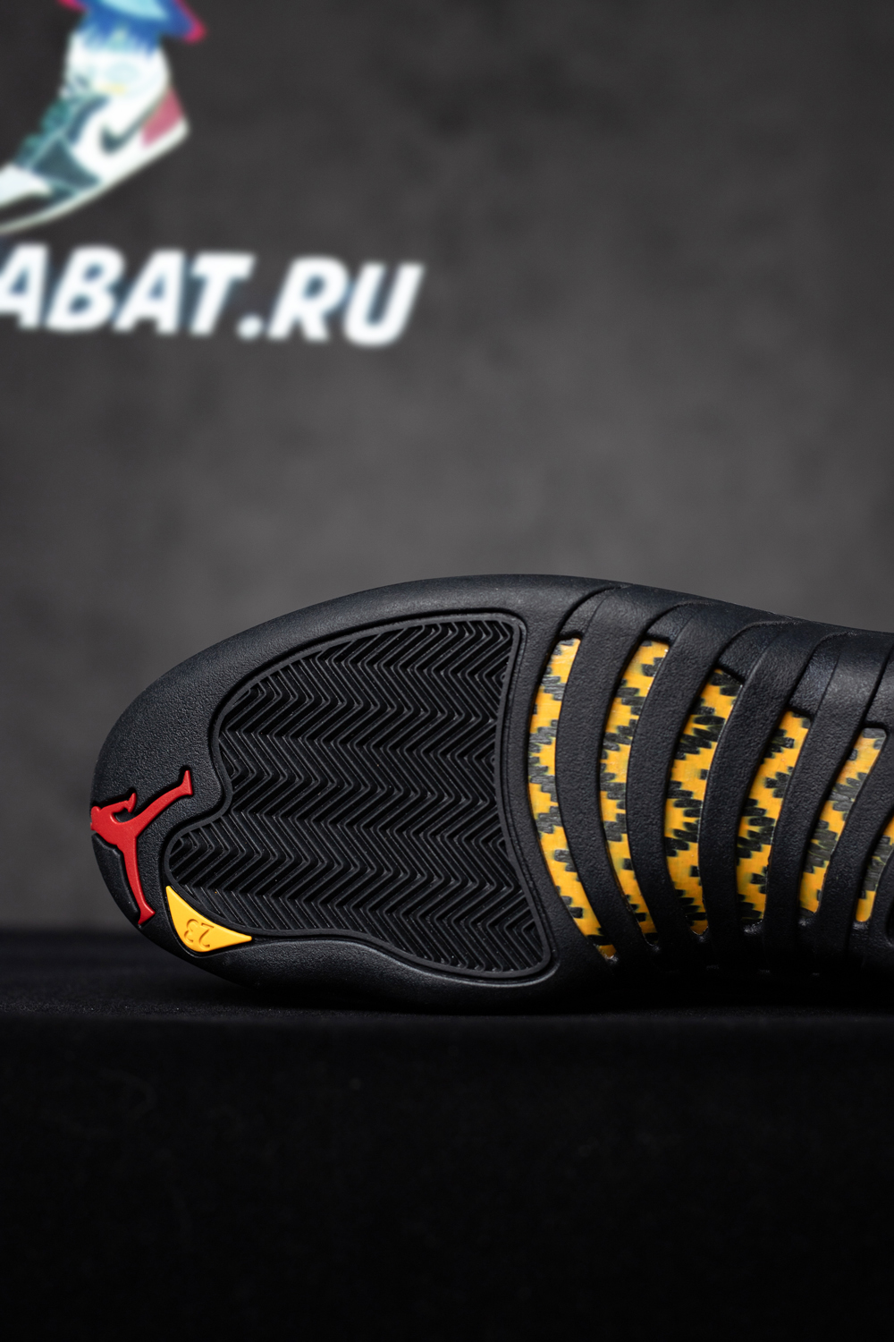 AIR JORDAN 12 RETRO "COUNTDOWN PACK" Taxi