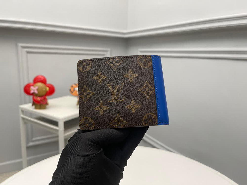 l0*is V*t0n wallets m12835 11.5*9*1.5cm