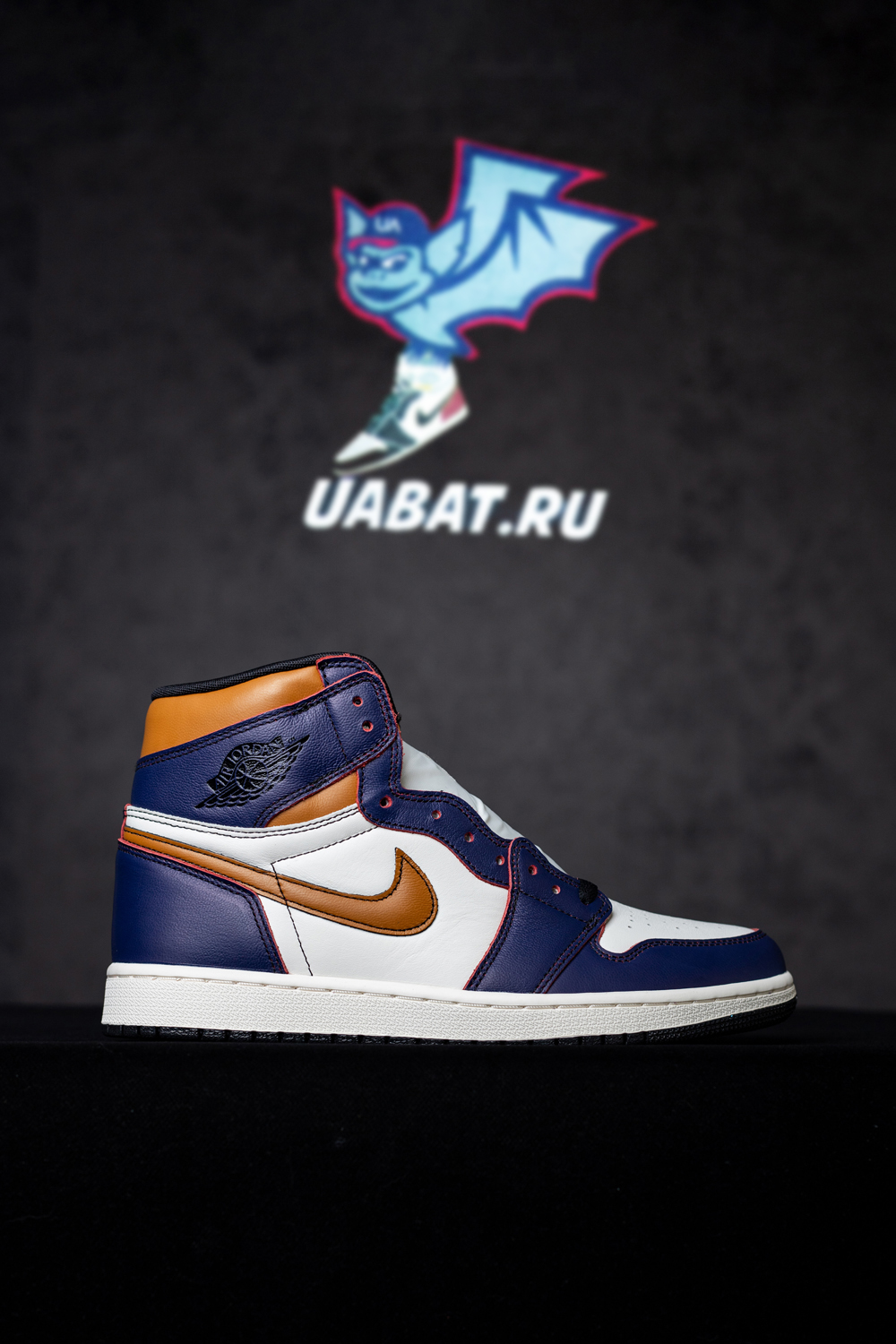 AIR JORDAN 1 HIGH OG DEFIANT "LA TO CHICAGO"