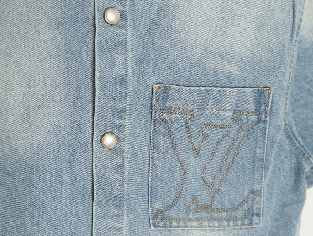 l0*is V*t0n embroidered pocket denim short sleeve shirt jacket