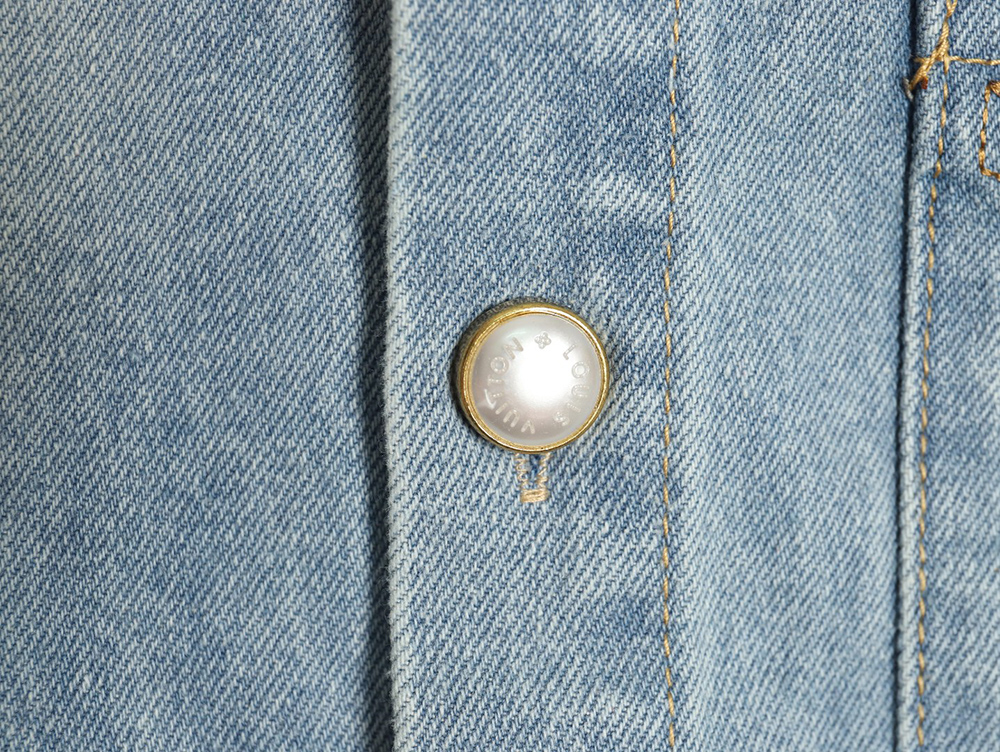 l0*is V*t0n embroidered pocket denim short sleeve shirt jacket