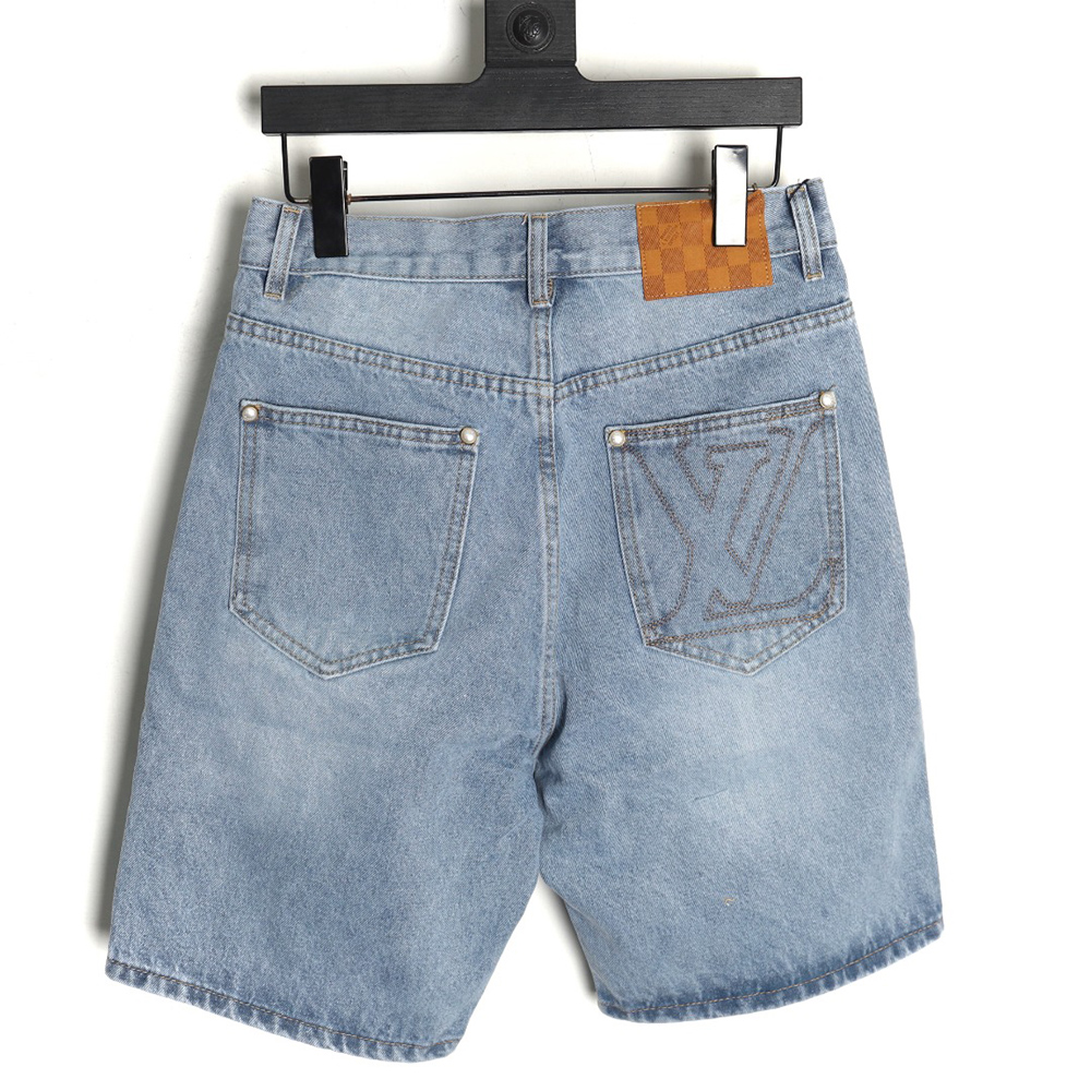 l0*is V*t0n embroidered pocket denim shorts