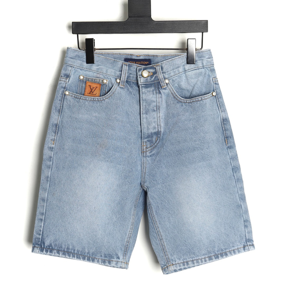 l0*is V*t0n embroidered pocket denim shorts