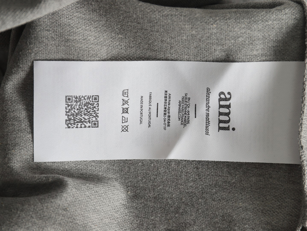 Ami Paris love embroidered Polo short sleeves TSK1