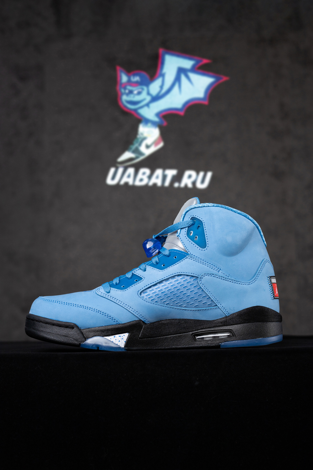 AIR JORDAN 5 UNC