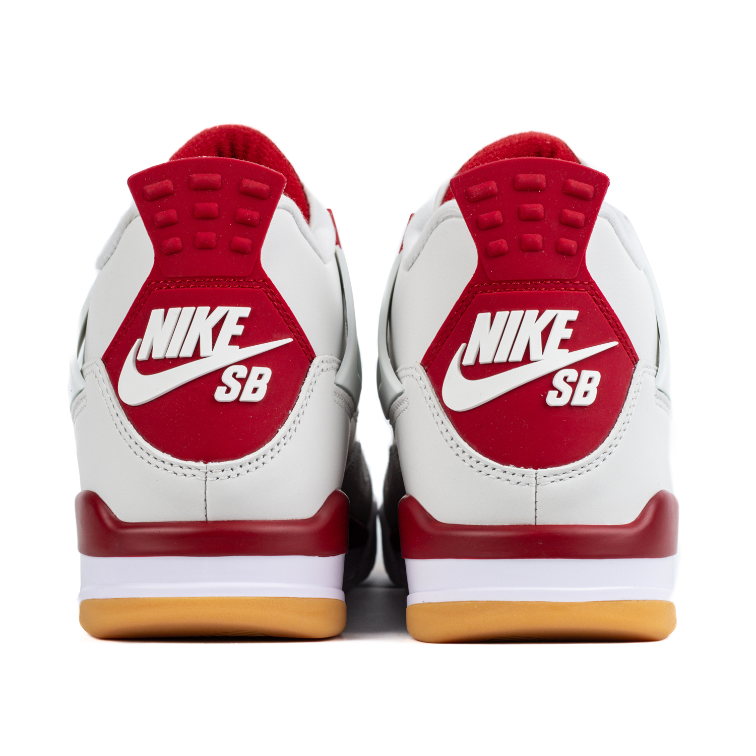 Nike SB x Air Jordan 4 "Varsity Red"