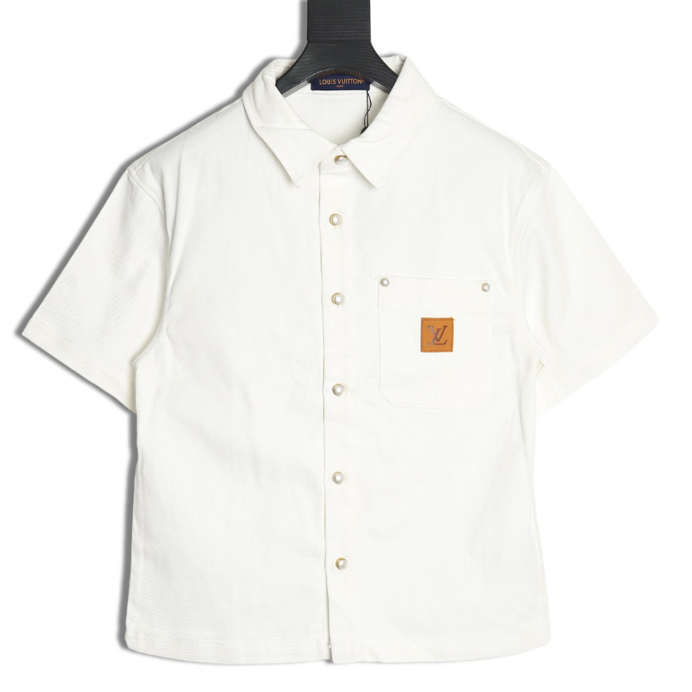 l0*is V*t0n leather label pocket short sleeve denim shirt