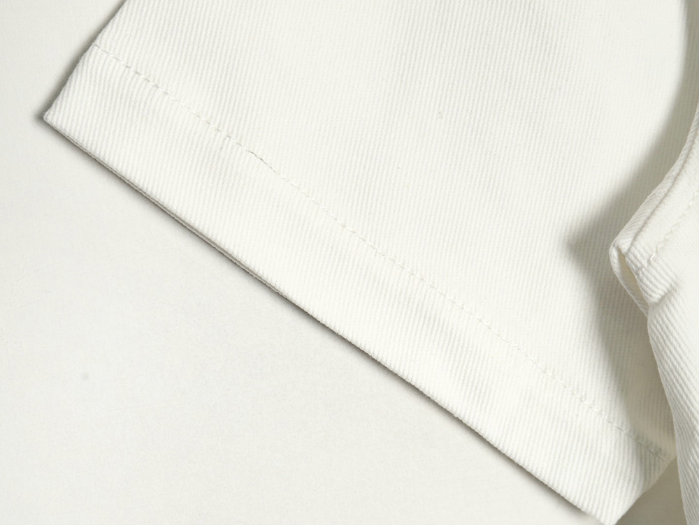 l0*is V*t0n leather label pocket short sleeve denim shirt