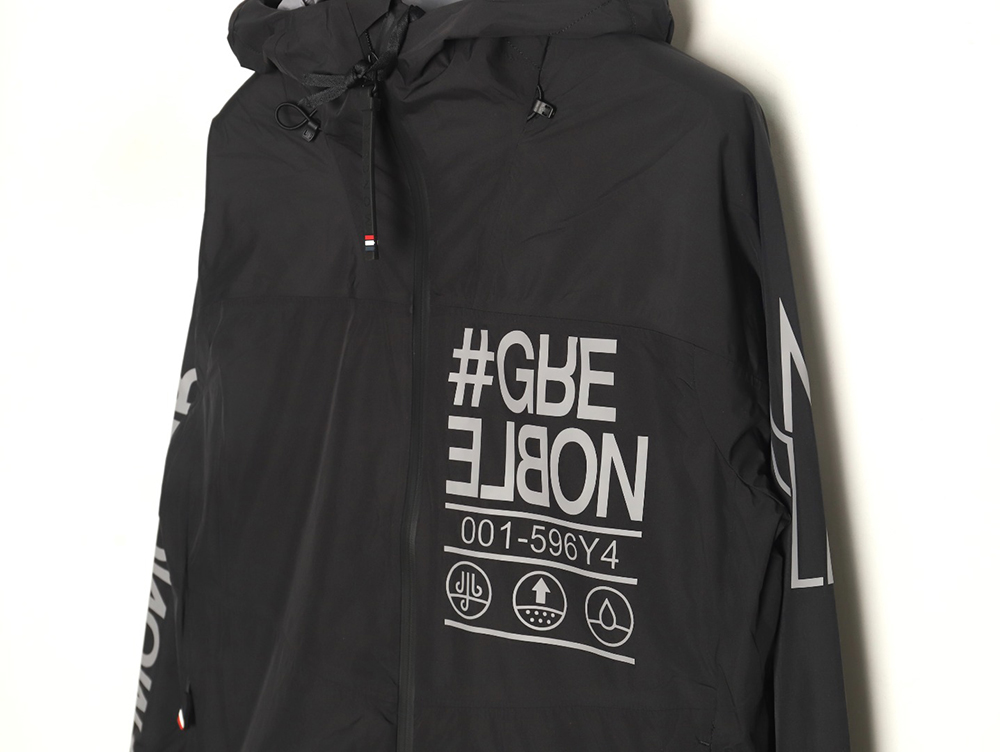 Moncler Chest Lettering Print Light Jacket TSK1