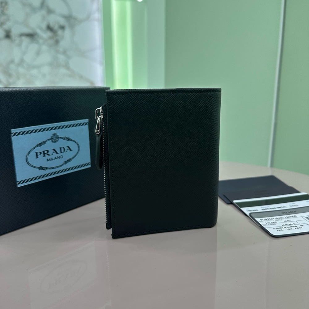 Pra*a wallets 1mv021 11.2*8.5cm