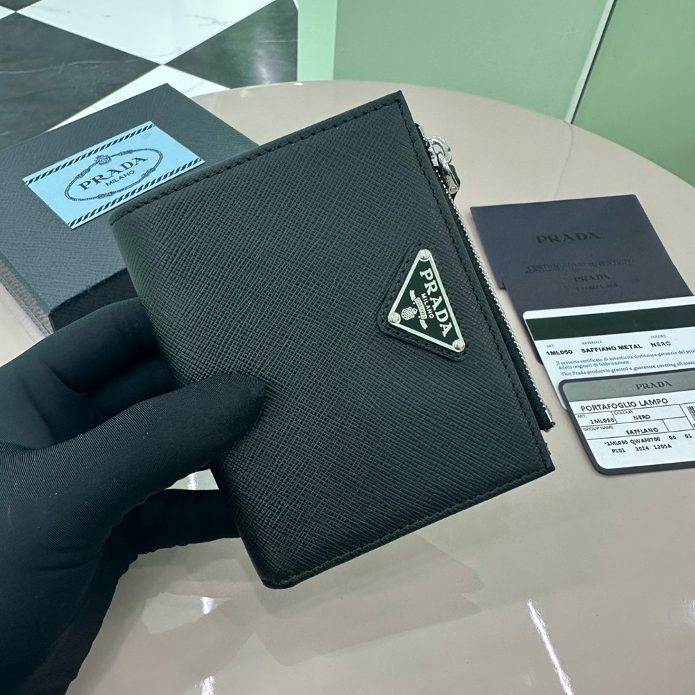 Pra*a wallets 1mv021 11.2*8.5cm