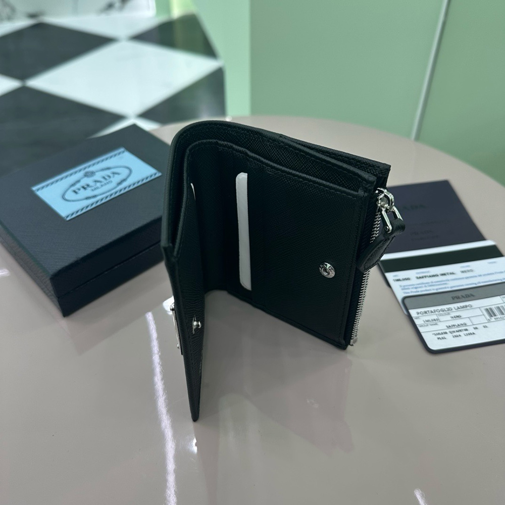 Pra*a wallets 1mv021 11.2*8.5cm