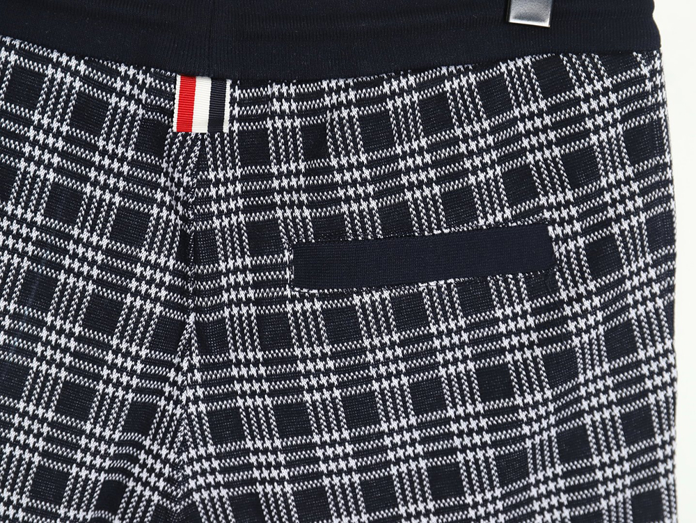 Thom Browne houndstooth jacquard striped shorts TSK1