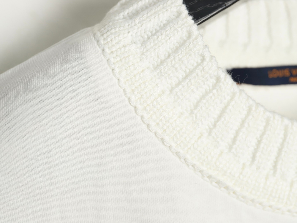 l0*is V*t0n red letter embroidered round neck short-sleeved t-shirt